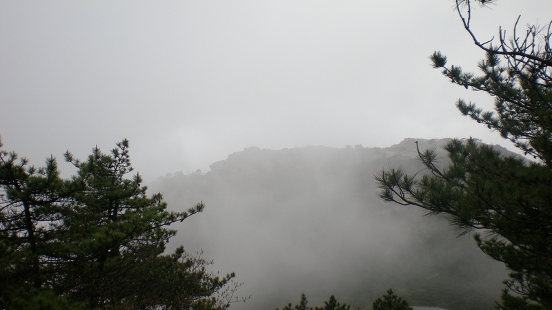 鳌鱼峰