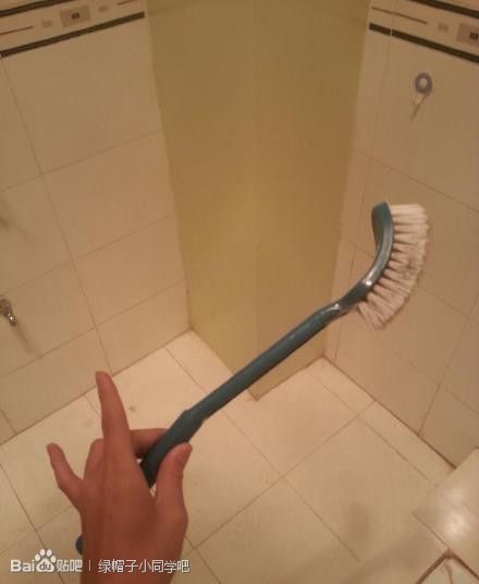 看不惯穷逼们的牙刷。还是我的大气优美一点