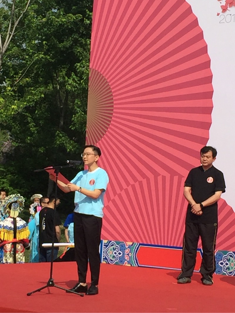 123405yuusd2c24sg4yc2s.jpg