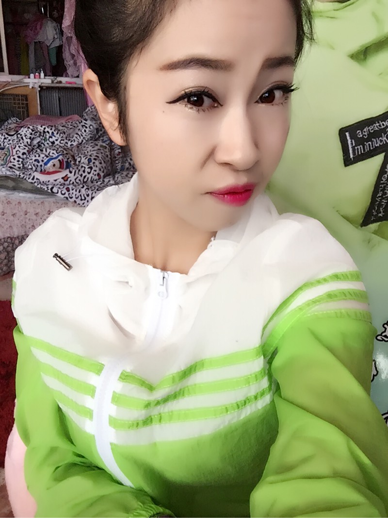 081804bn8l7ze27274tssm.jpg