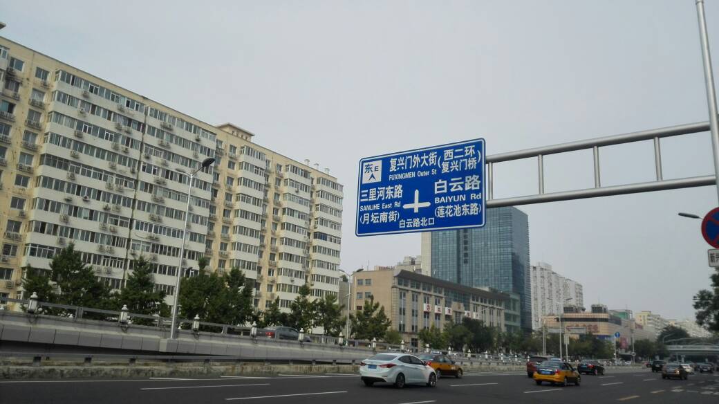 151732j121lftxx42n21l3.jpg