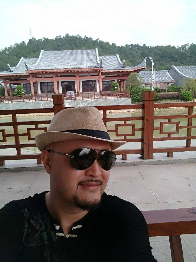 035530vgbiaion0hiinon6.jpg