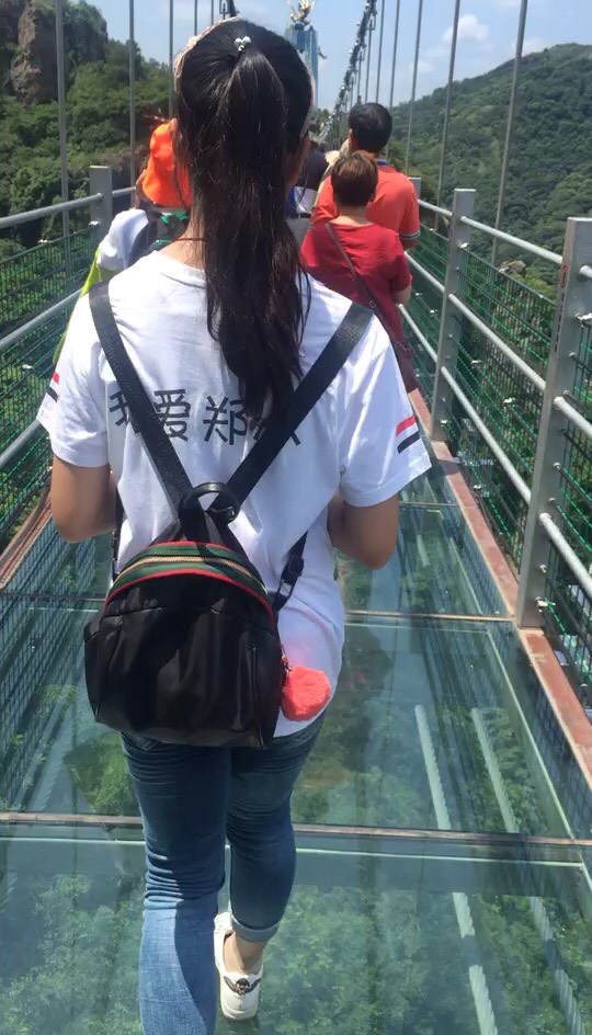 161739c0i0g1uv3kiizal8.jpg