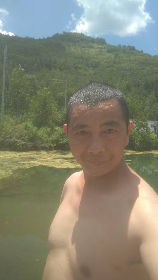 143517q8y6a5mkajkje356.jpg
