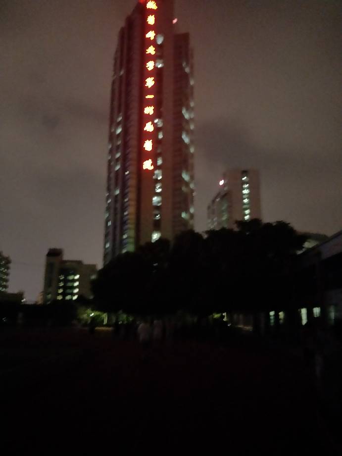 101507u93p1m66fxb14365.jpg