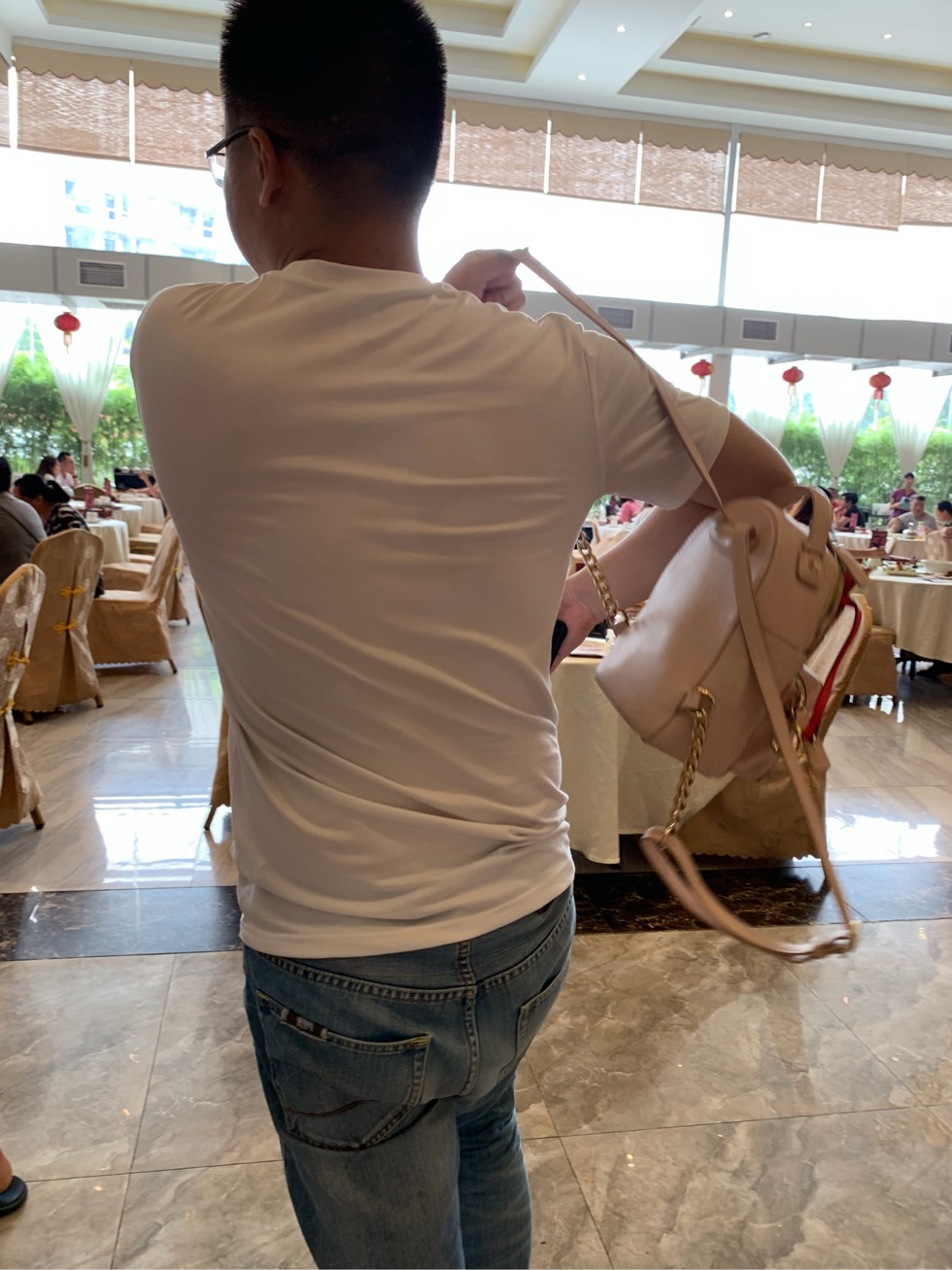 105551x6uia7u7975j7q70.jpg
